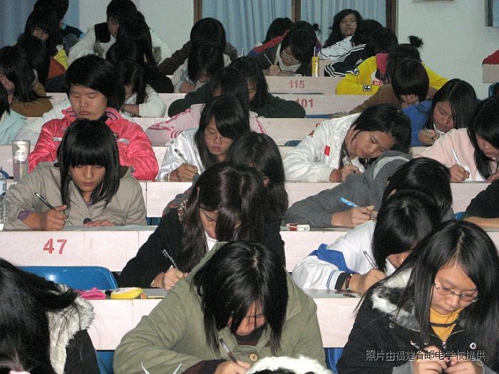 �����ڹPī�g�]��